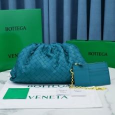 Bottega Veneta Pouch Clutch Bags